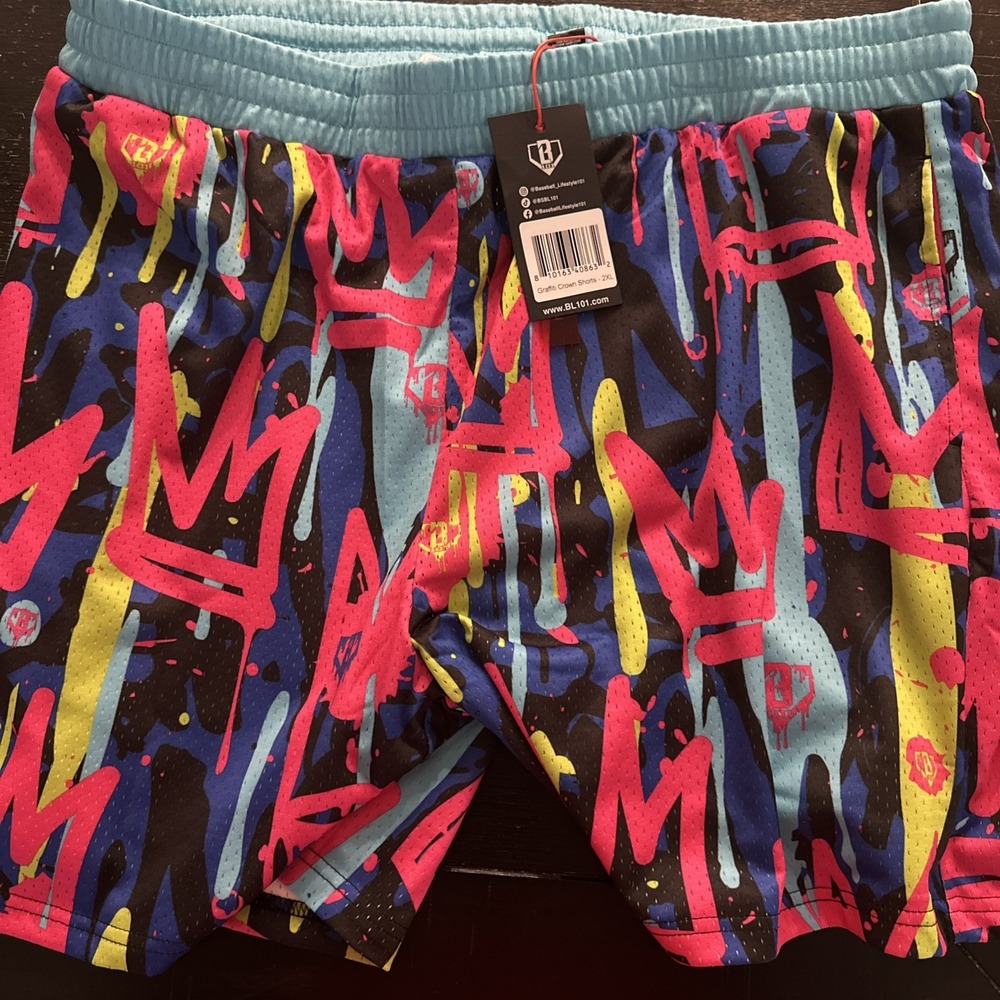 Baseball Lifestyle 101 - Graffiti Crown Shorts MEN'S XXL SIZE NWT - BRAND NEW
